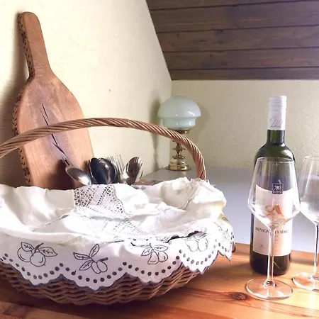 Mnichov Dvor بيت ضيافة Slovenska Lupca